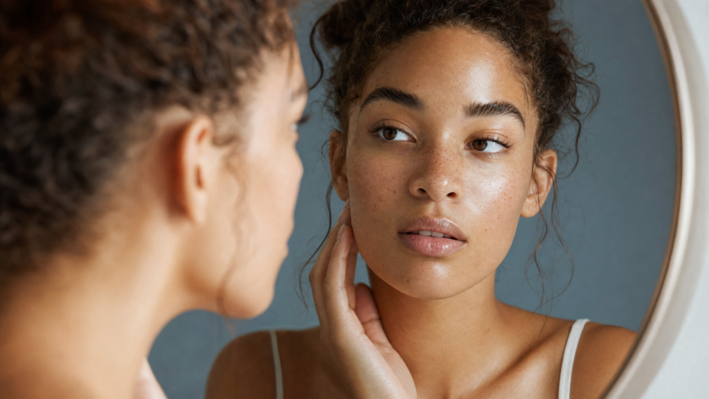 Close-up analysis comparing skin purging breakouts to a compromised skin barrier.